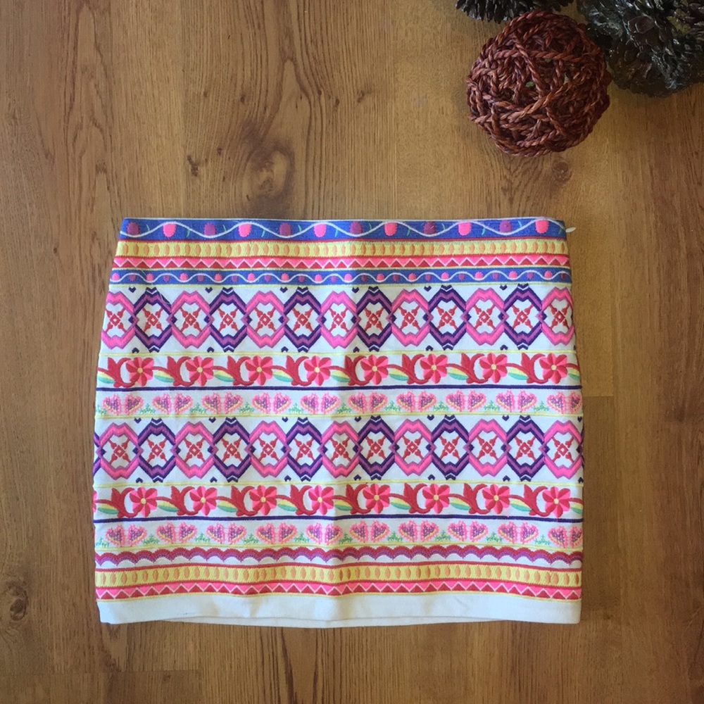 Harper Multi-Colored Embroidered L
